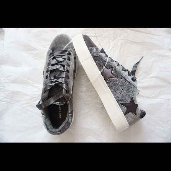 Last 1 💘❤️ MADDEN GIRL VELVET SNEAKER 8 - Picture 6 of 6